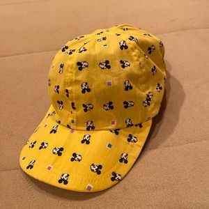 Unisex 80s Mickey Mouse hat